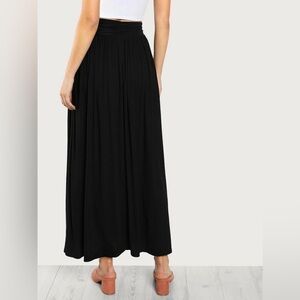 NWOT ASOS Petite Black Maxi Skirt side slit, SP/4P